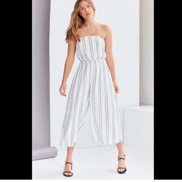 NWT Silence & Noise White Romper M - Picture 1 of 11